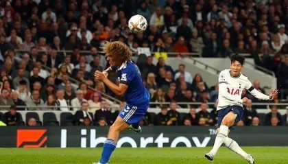 DB电竞官网-孙兴慜世界波左右开弓：这样的射门我从小练到大