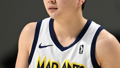 DB电竞官网下载-出手很多！富永启生13投4中&amp;amp;三分8中2 得到12分正负值+6