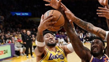 DB电竞-限制杜兰特！伍德变湖人赢球利器：双高内线更管用